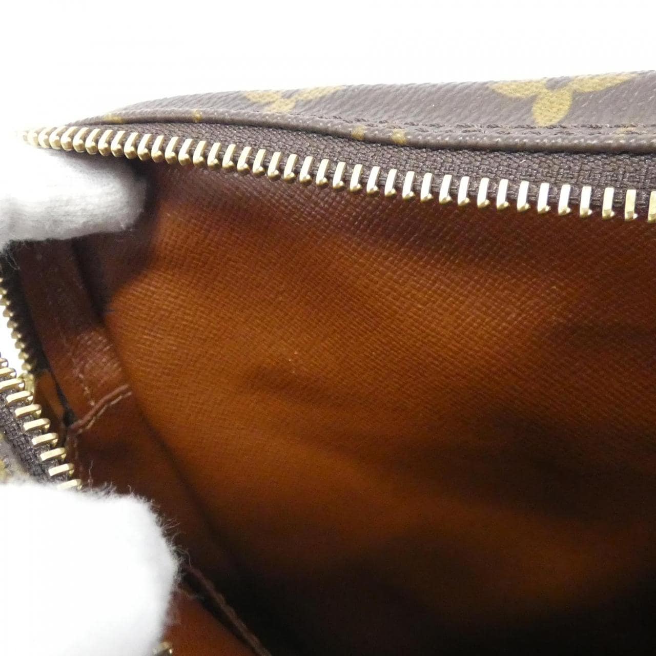 ルイヴィトン モノグラム アマゾン M45236 ショルダーバッグ