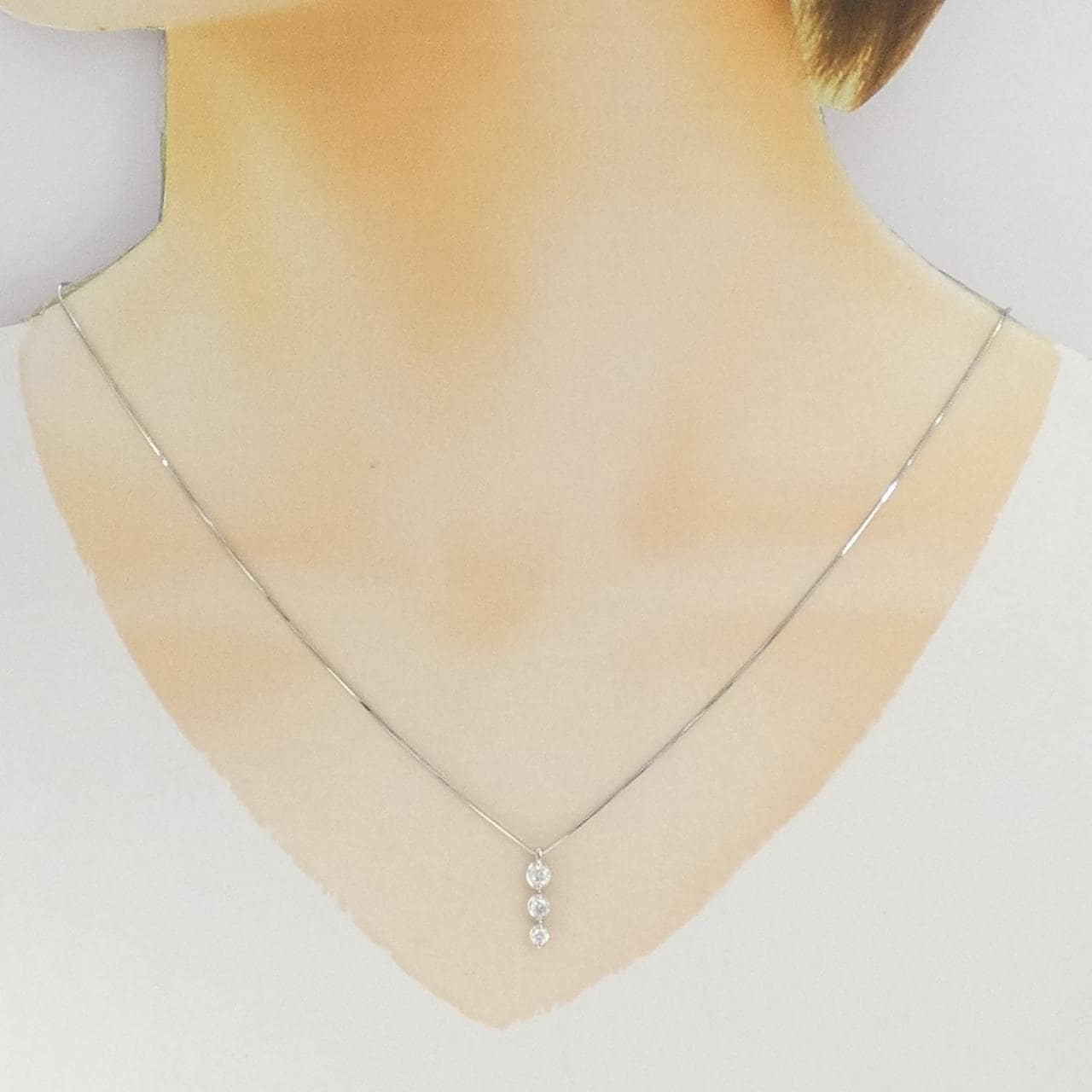 トリロジー ダイヤモンド ネックレス 0.32CT