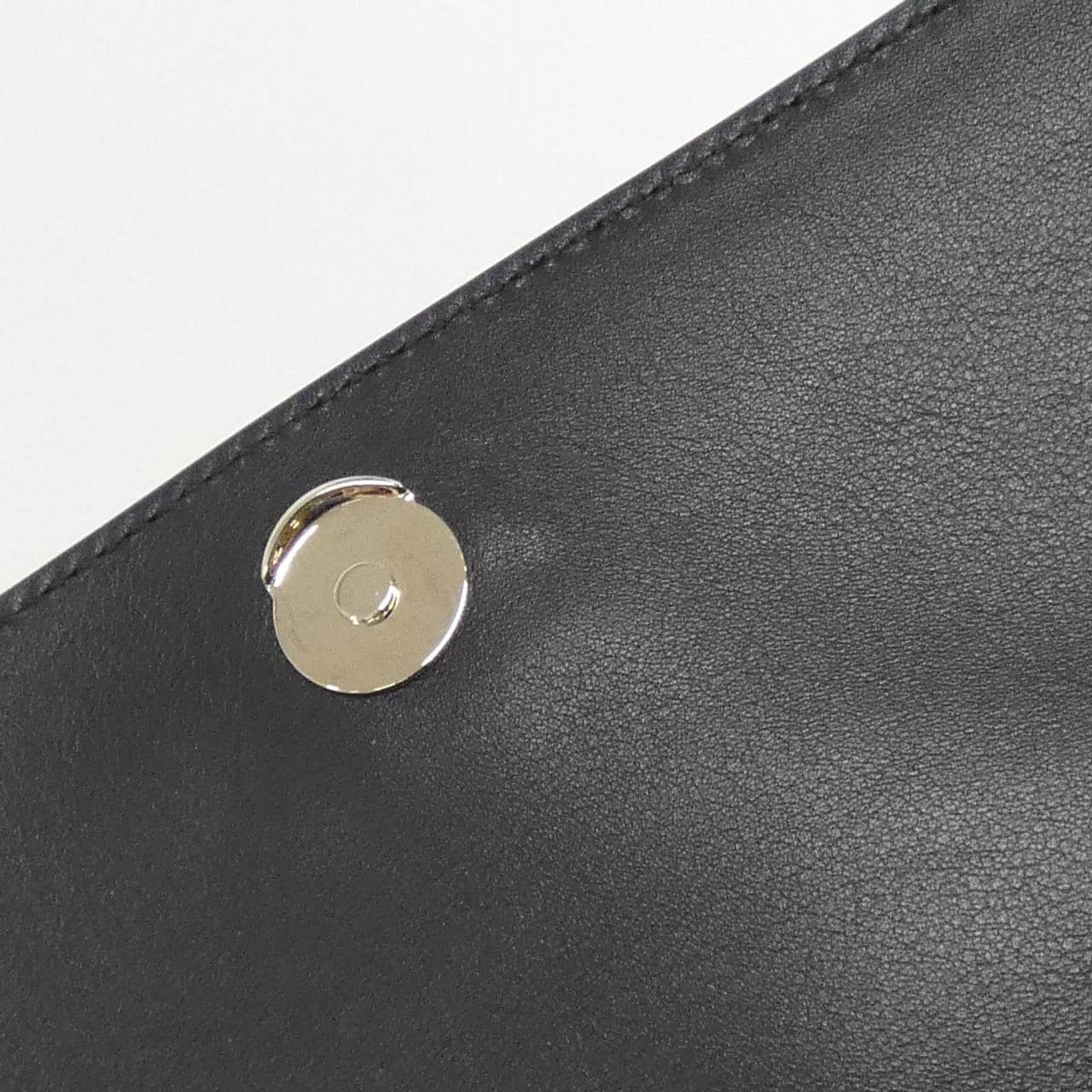 Gucci 607993 BMJ1G双肩包