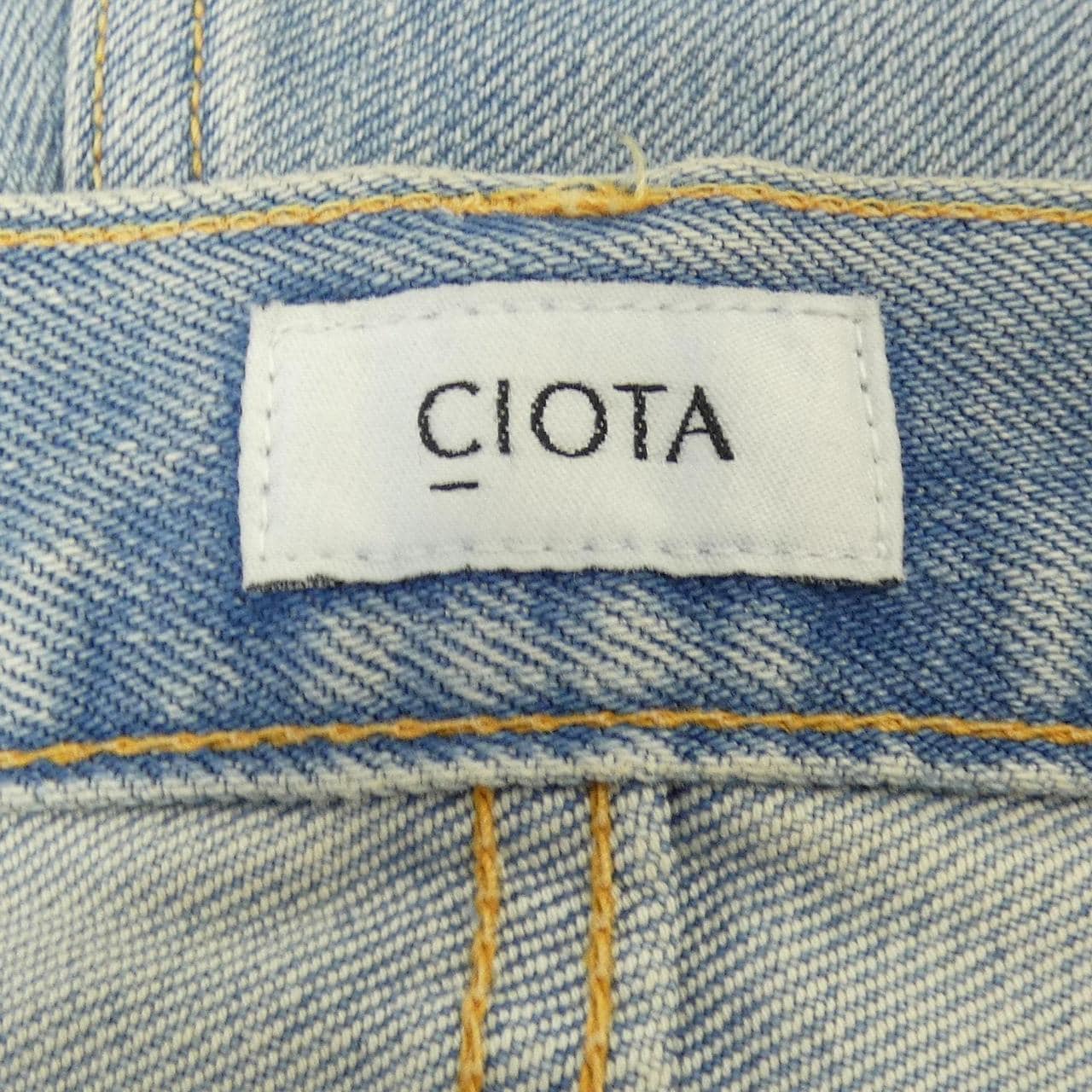 CIOTA ジーンズ