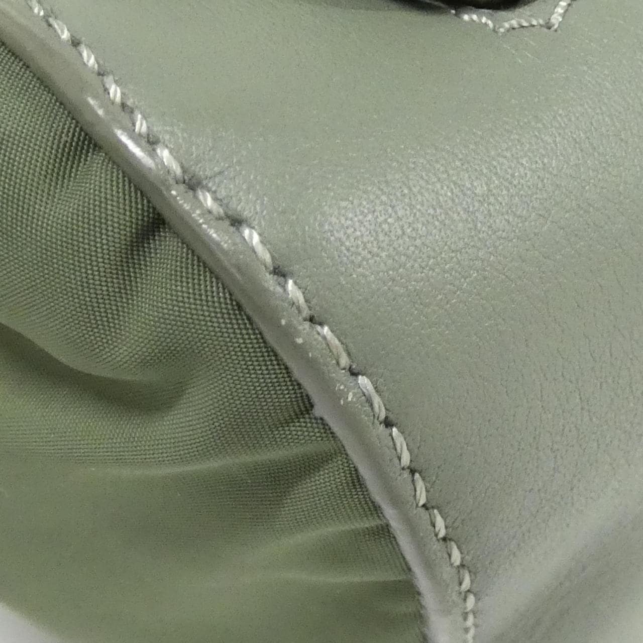 ロエベ アントン スリング B511A09X11 ショルダーバッグ