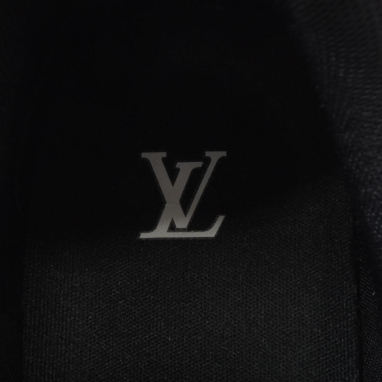 ルイヴィトン LOUIS VUITTON LVクラシック スニーカー