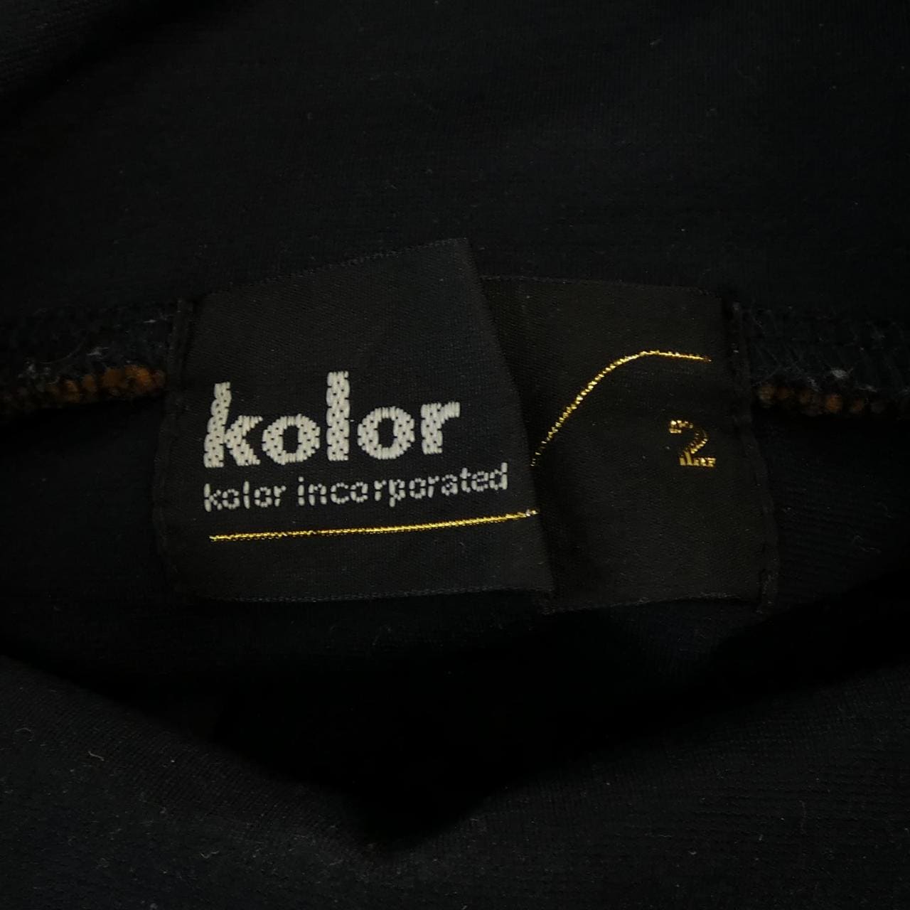 カラー Kolor トップス
