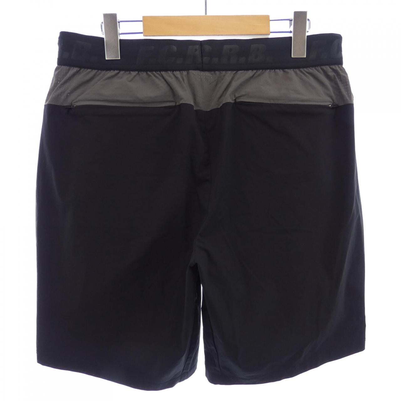 エフシーアールビー F.C.R.B. ショートパンツ