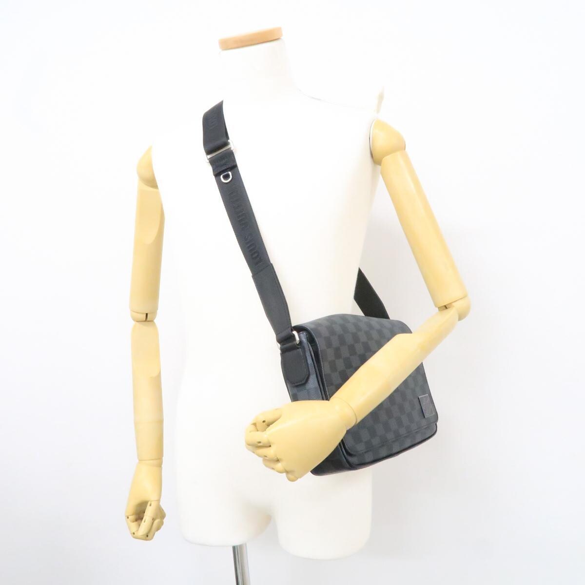 【未使用品】ルイヴィトン　ダミエグラフィット　ディストリクト　ＰＭ　Ｎ４２７１０　バッグ