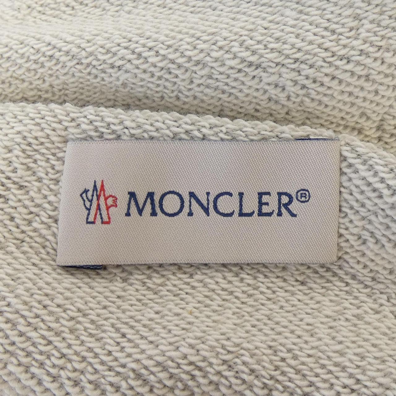 モンクレール MONCLER F10918H70800 ショートパンツ