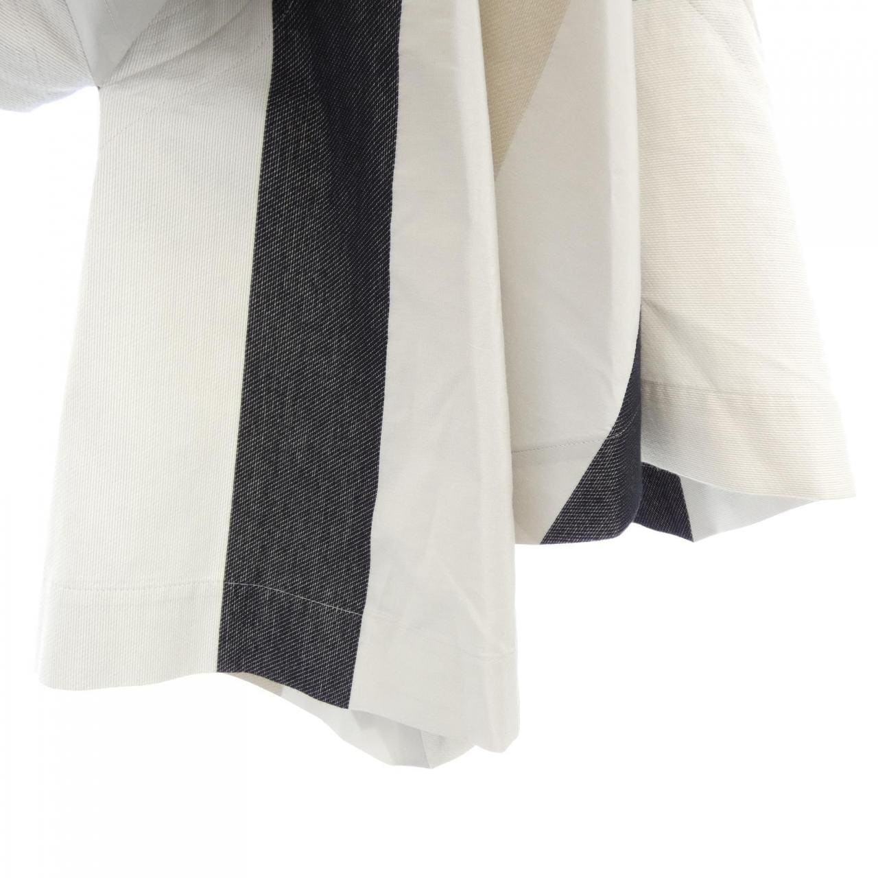 イッセイミヤケ ISSEY MIYAKE IL81FF514 パンツ