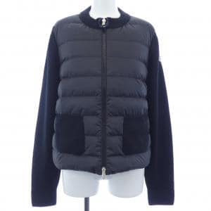 【新品】モンクレール MONCLER K20939B00036 ダウンジャケット
