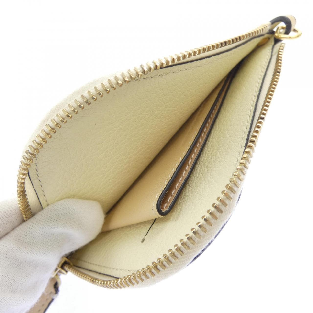 グローブトロッター GLOBE TROTTER WALLET