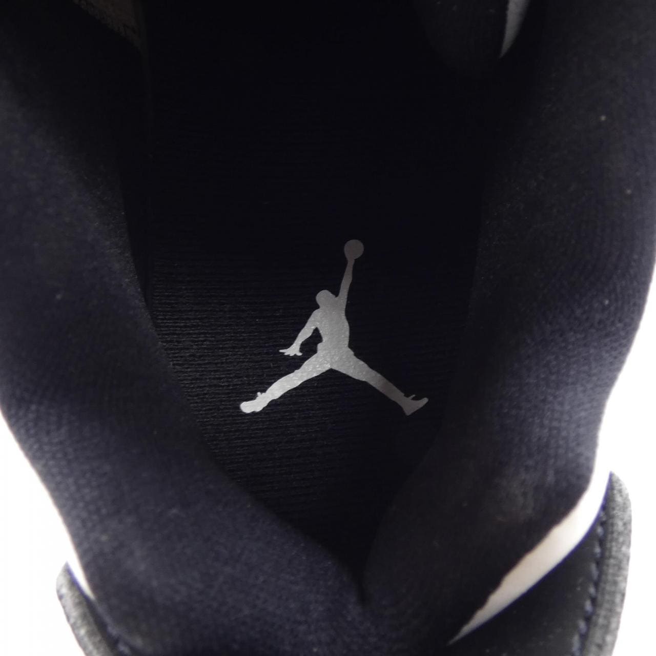 ナイキ ジョーダン NIKE JORDAN スニーカー