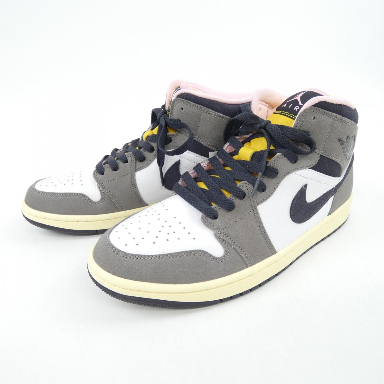 ナイキ ジョーダン NIKE JORDAN HQ2011-100 スニーカー