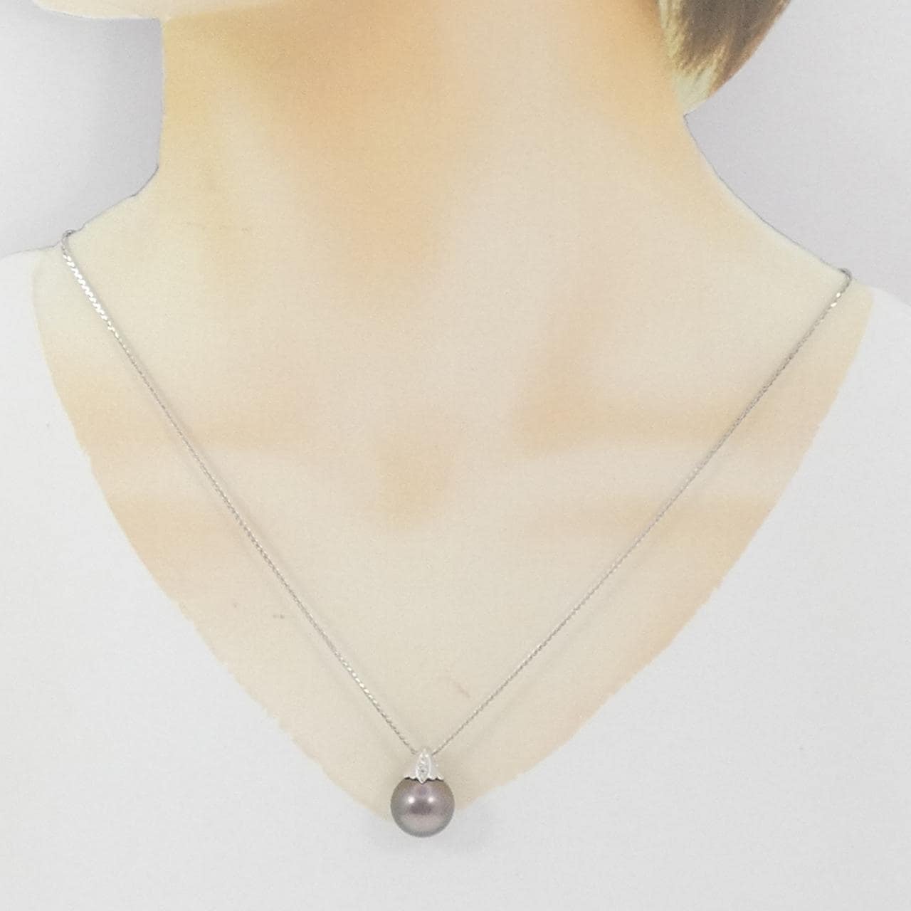 K18WG 黒蝶パール ネックレス 12.4mm