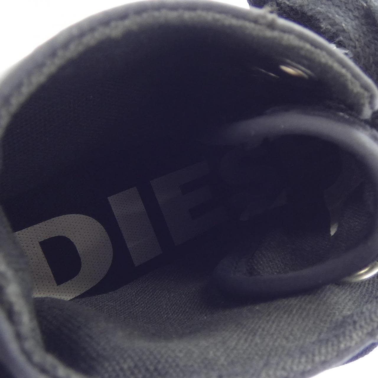 ディーゼル DIESEL Y02492 PR189 T8013 スニーカー