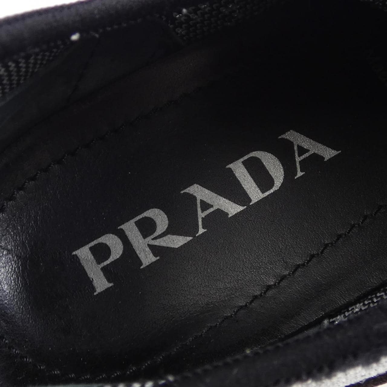 プラダ PRADA スニーカー