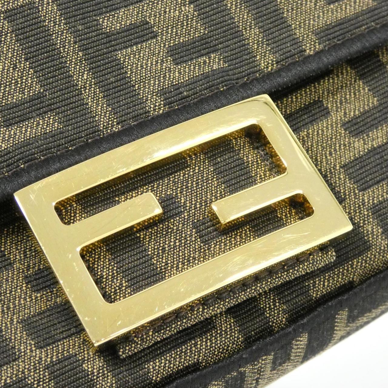 フェンディ バゲット スモール 8BS017 A6V5 バッグ