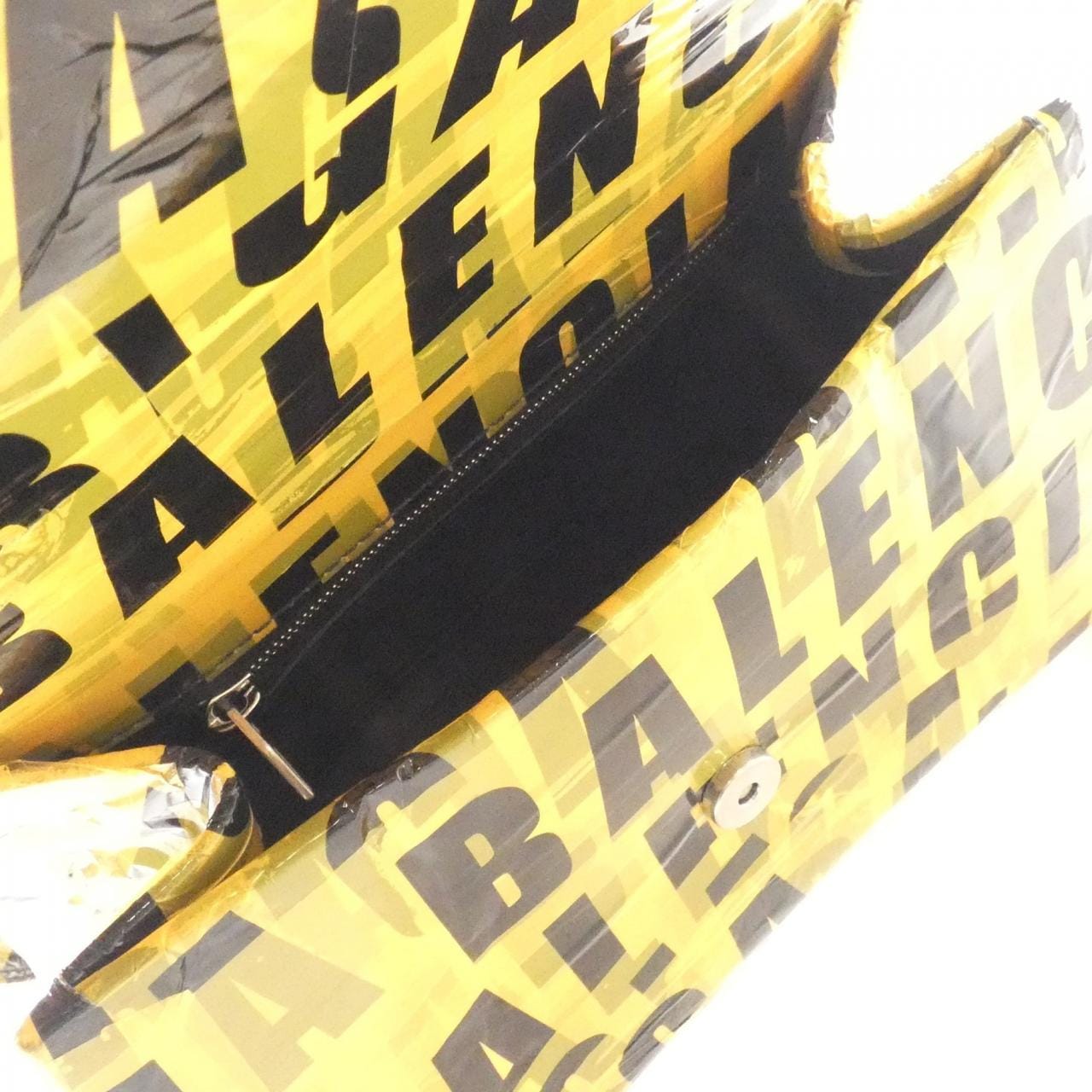 バレンシアガ アワーグラス スモール 593546 210MO バッグ