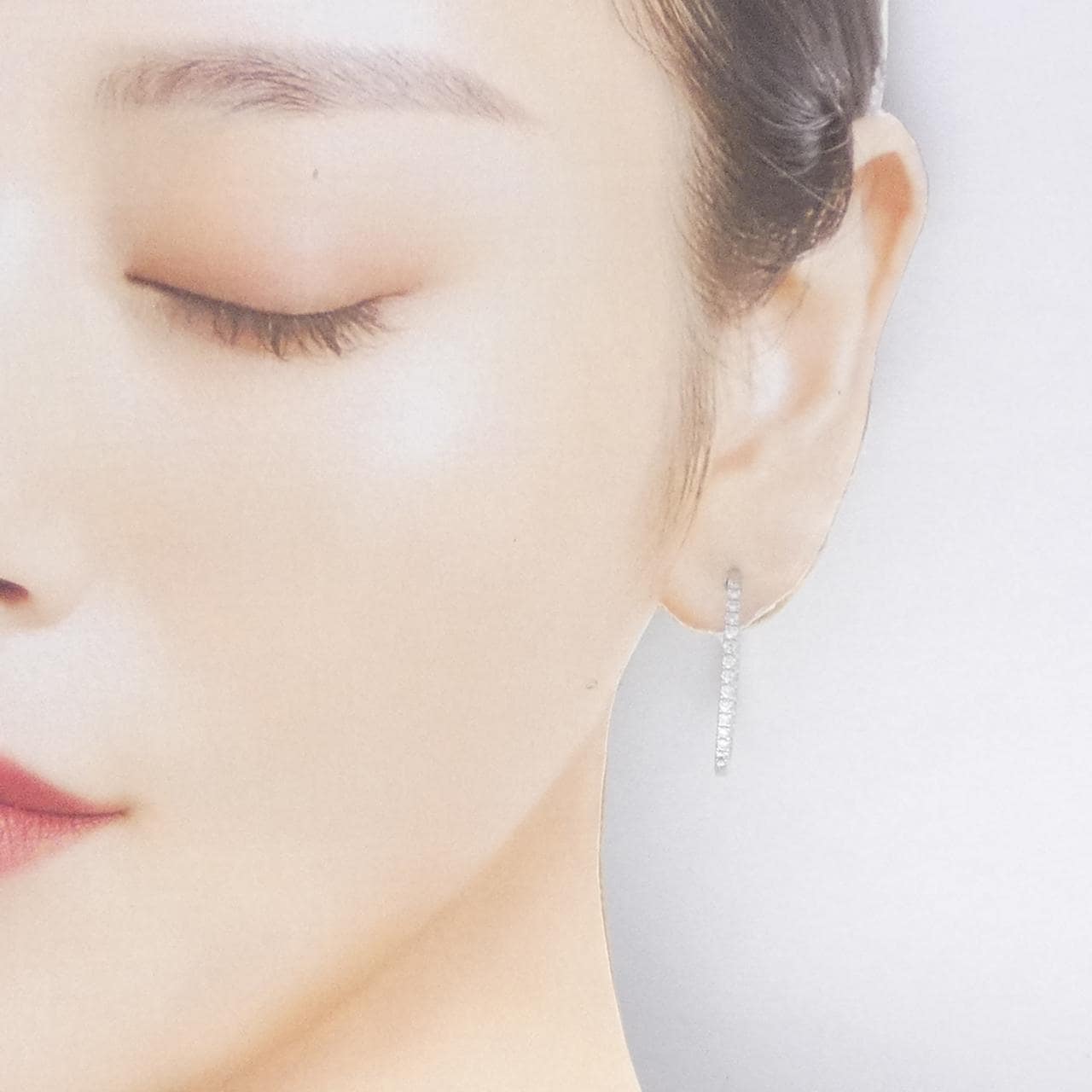 K18WG ダイヤモンド ピアス 0.724CT