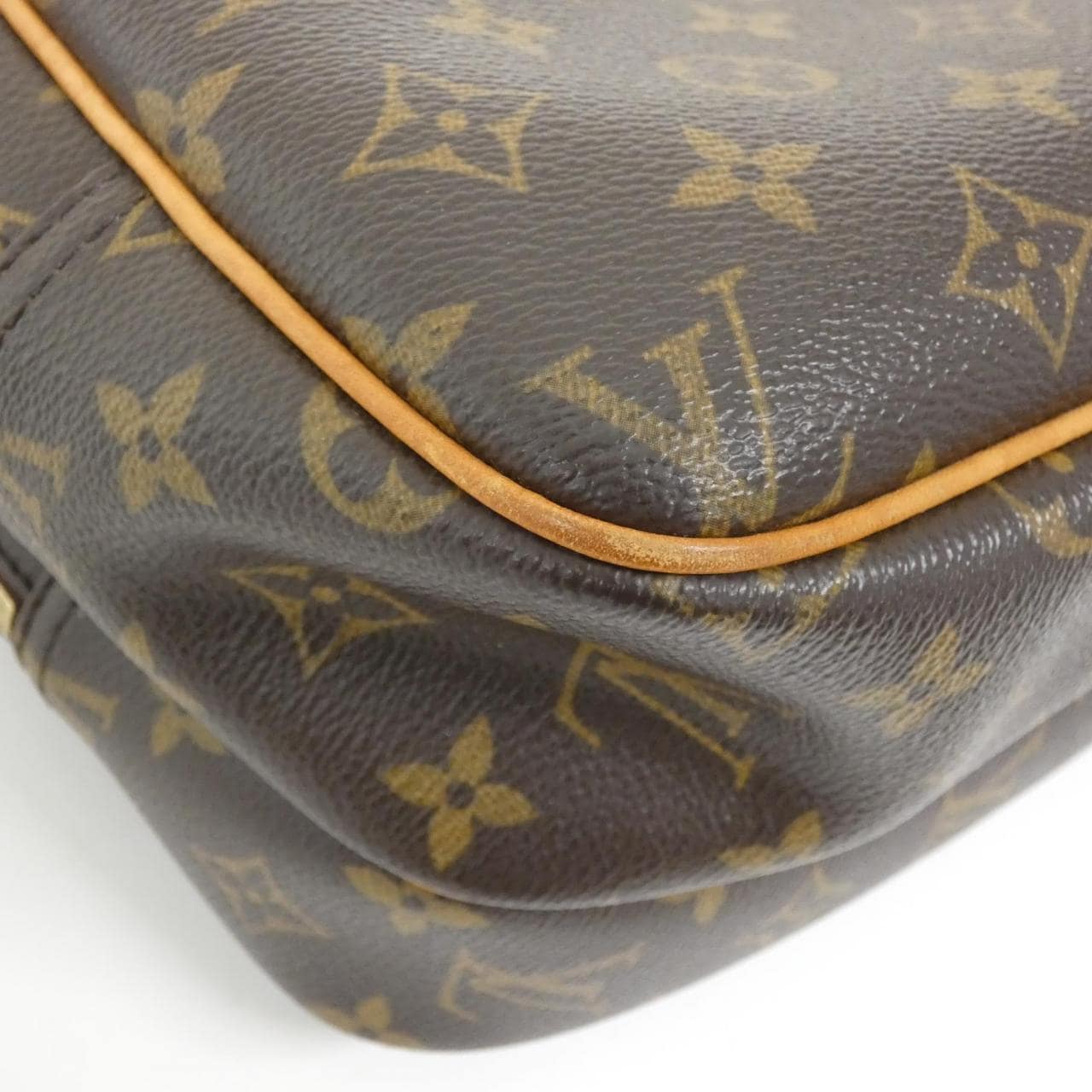 LOUIS VUITTON Monogram Reporter 28 厘米 M45254 单肩包