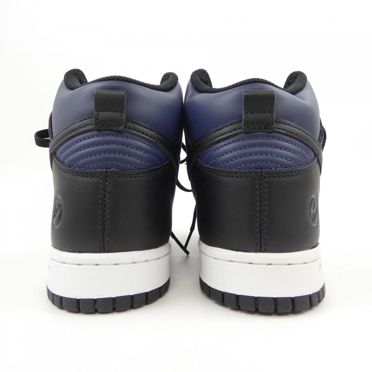 ナイキ NIKE スニーカー