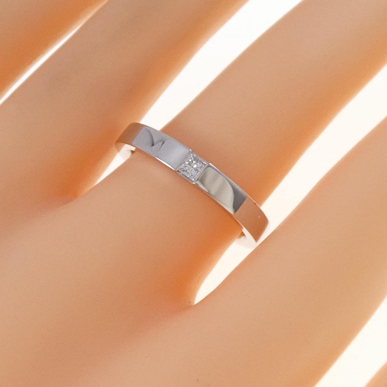 ハリーウィンストン プリンセスカット リング