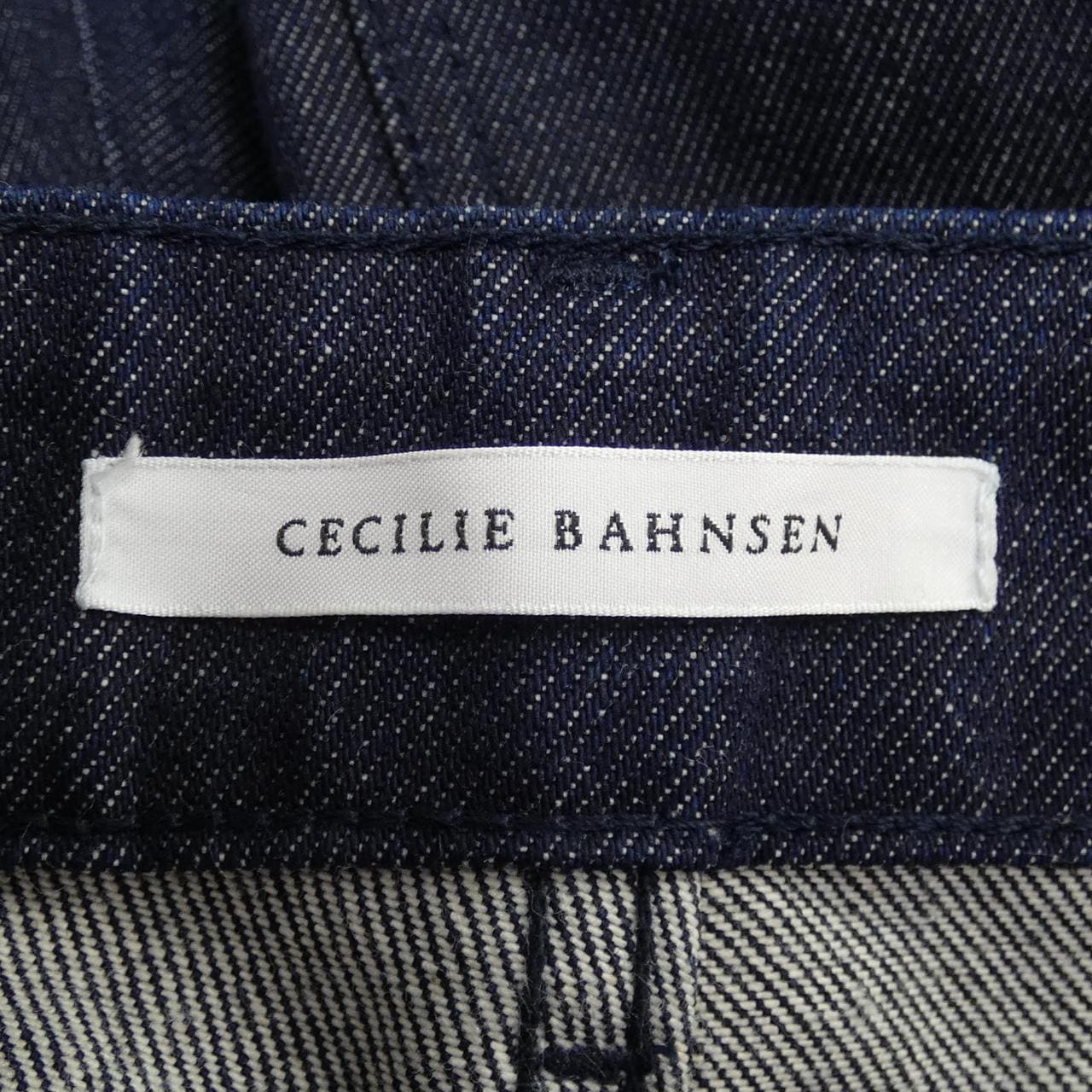 セシリーバンセン CECILIE BAHNSEN ジーンズ