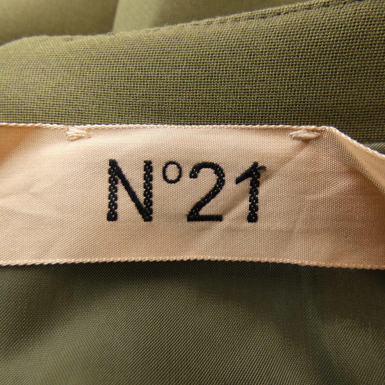 ヌメロヴェントゥーノ N°21 スカート