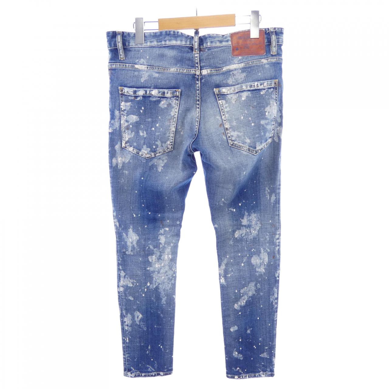 ディースクエアード DSQUARED2 S74LB1359 ジーンズ