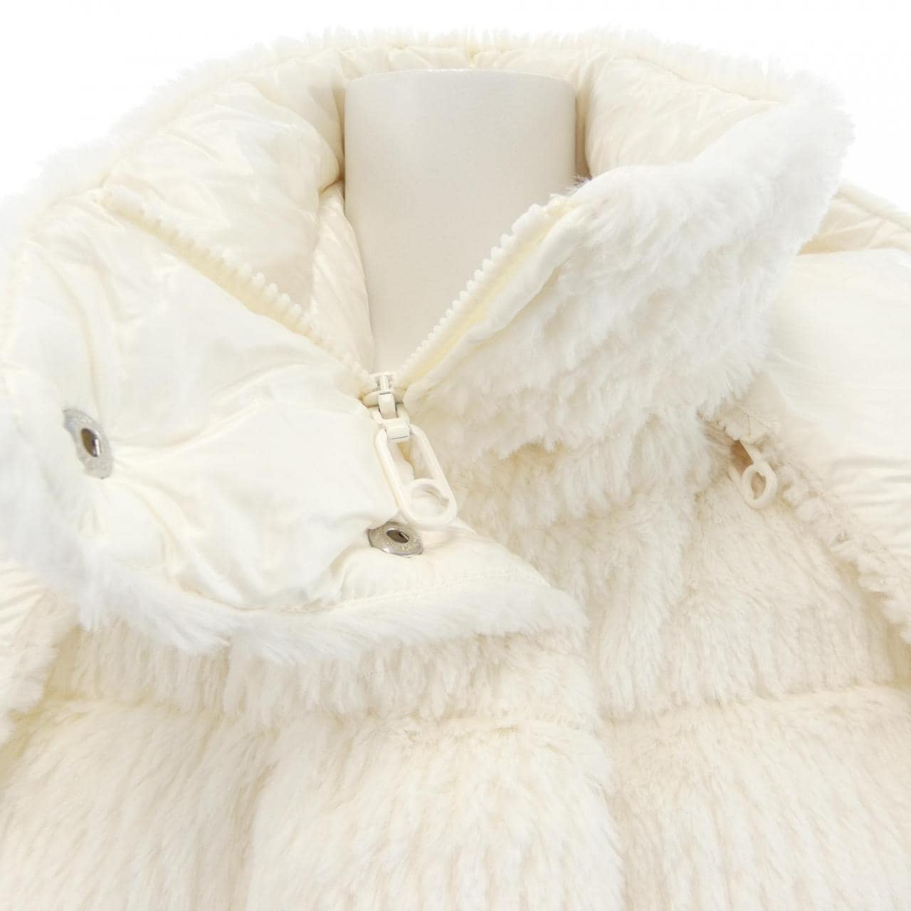 モンクレール MONCLER LUZULE ダウンベスト