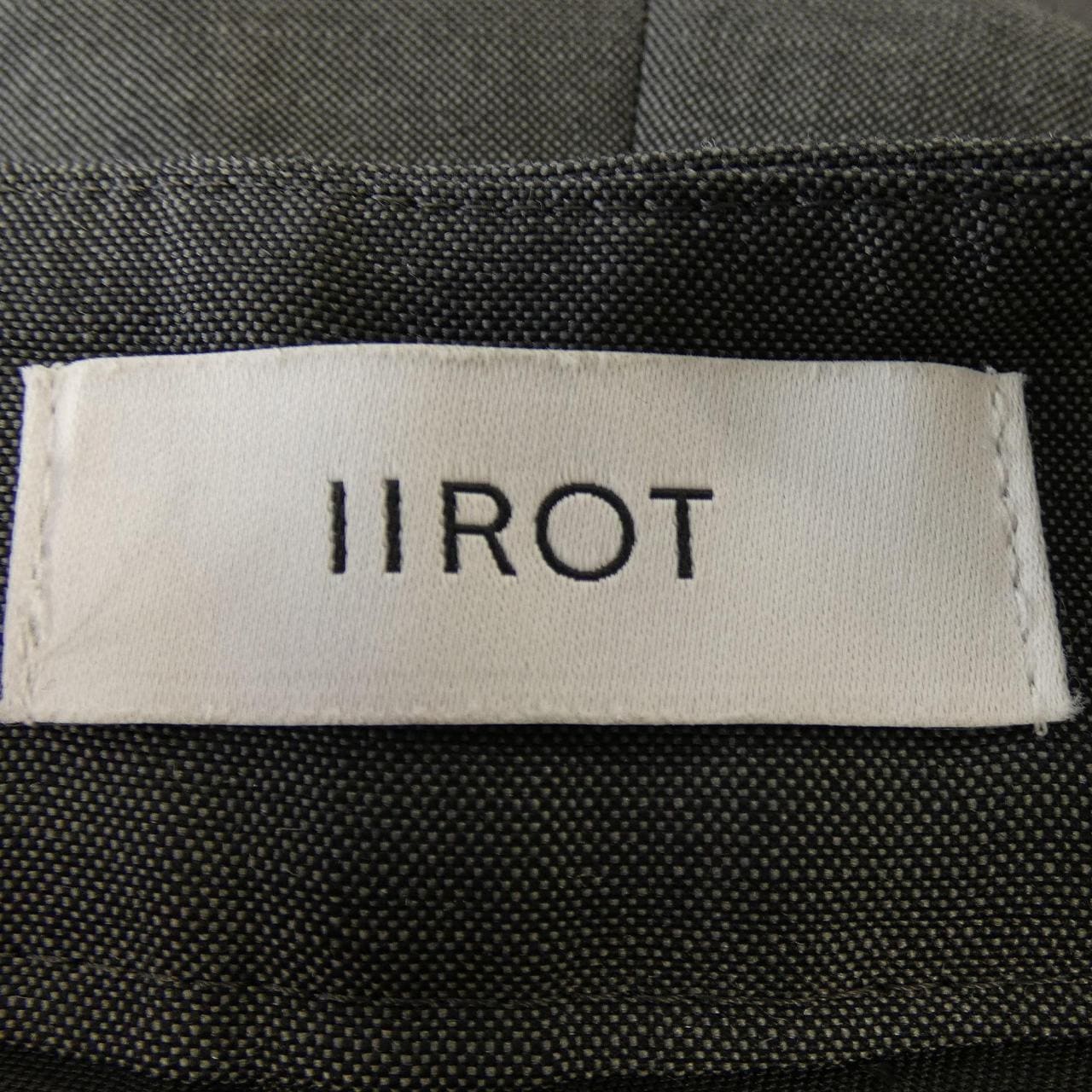 イロット IIROT 019-022-WP46 パンツ