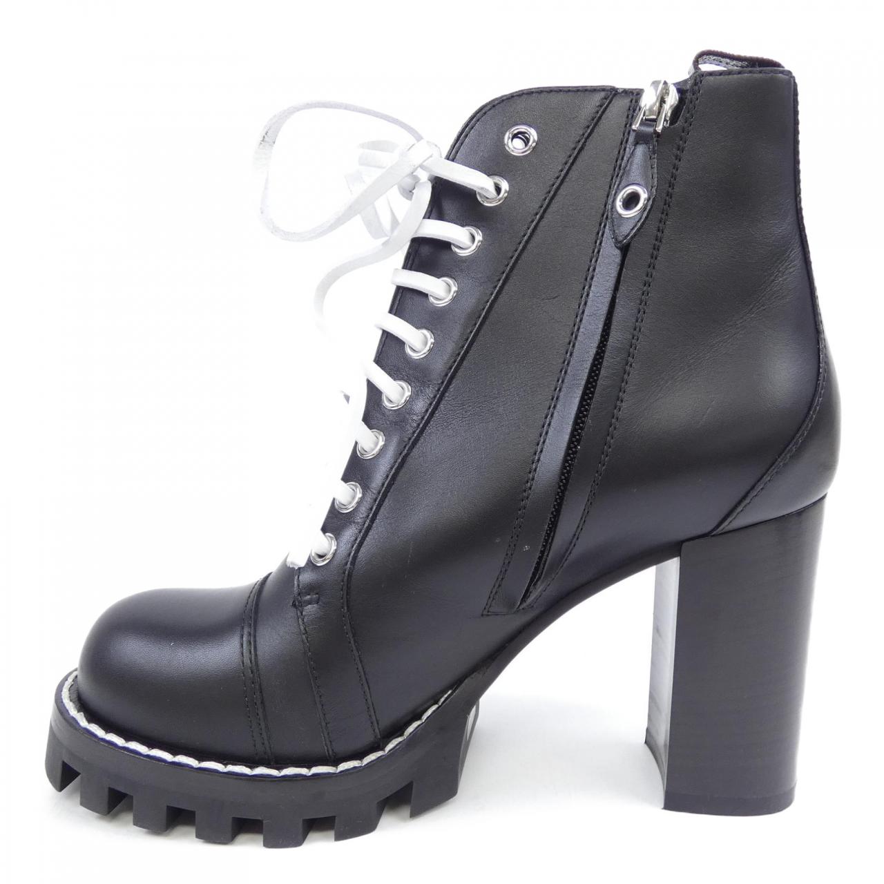 ルイヴィトン LOUIS VUITTON スタートレイルライン ブーツ