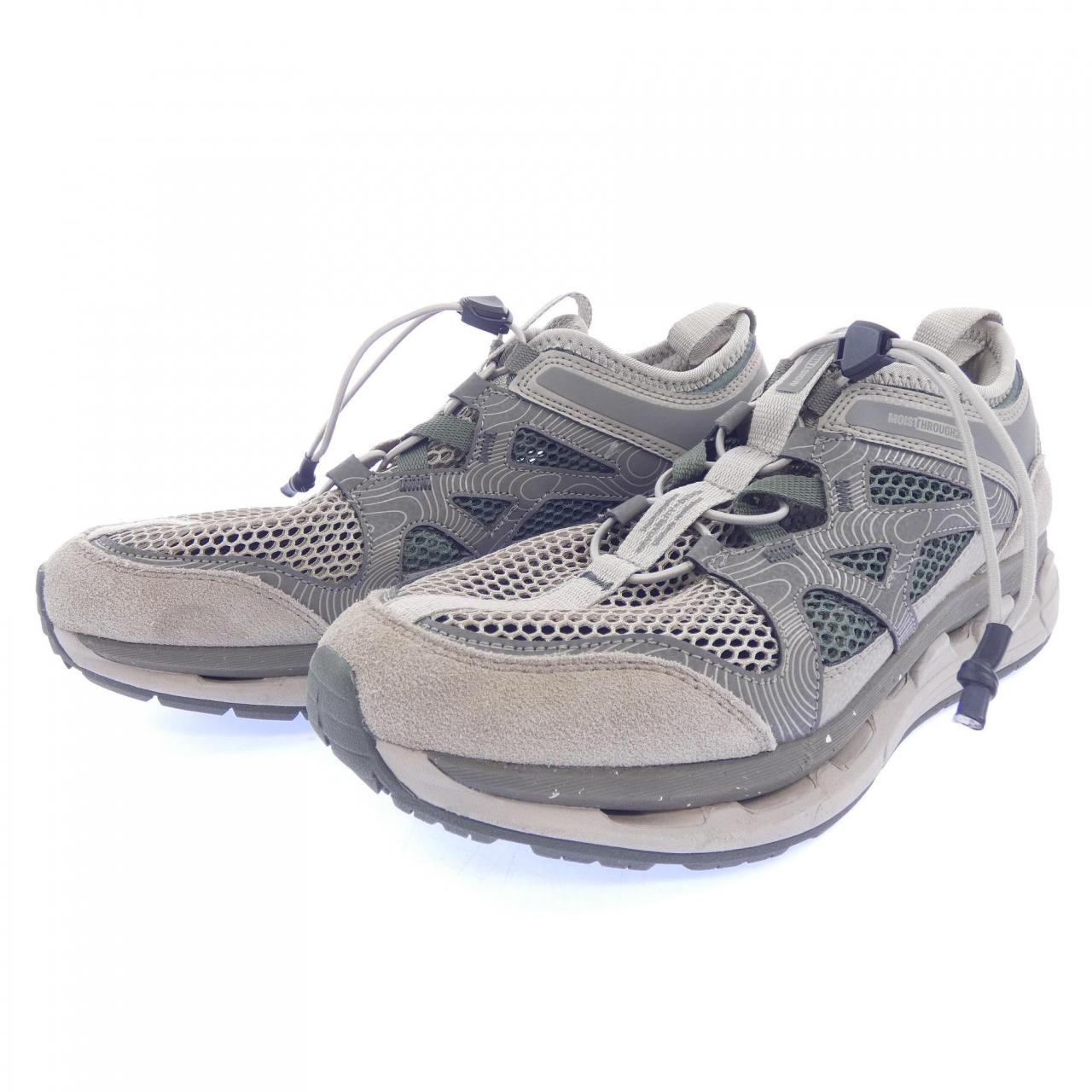 MOISTHROUGH360 スニーカー