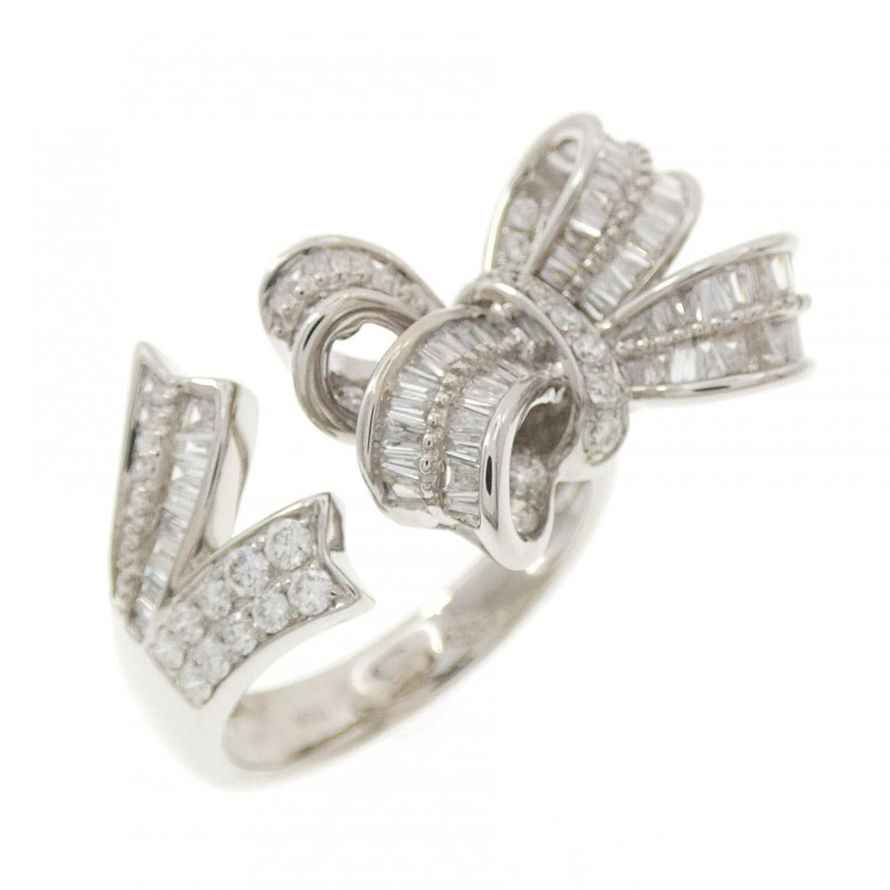 K18WG リボン ダイヤモンド リング 0.95CT