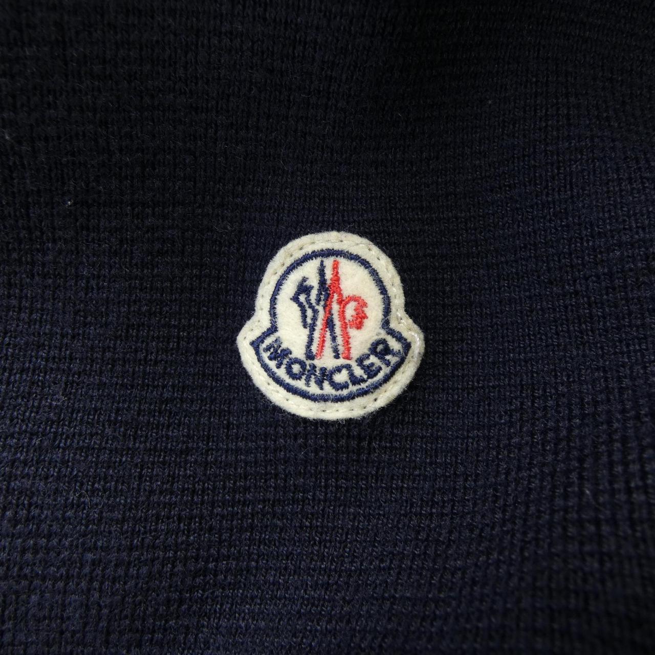 モンクレール MONCLER ダウンジャケット