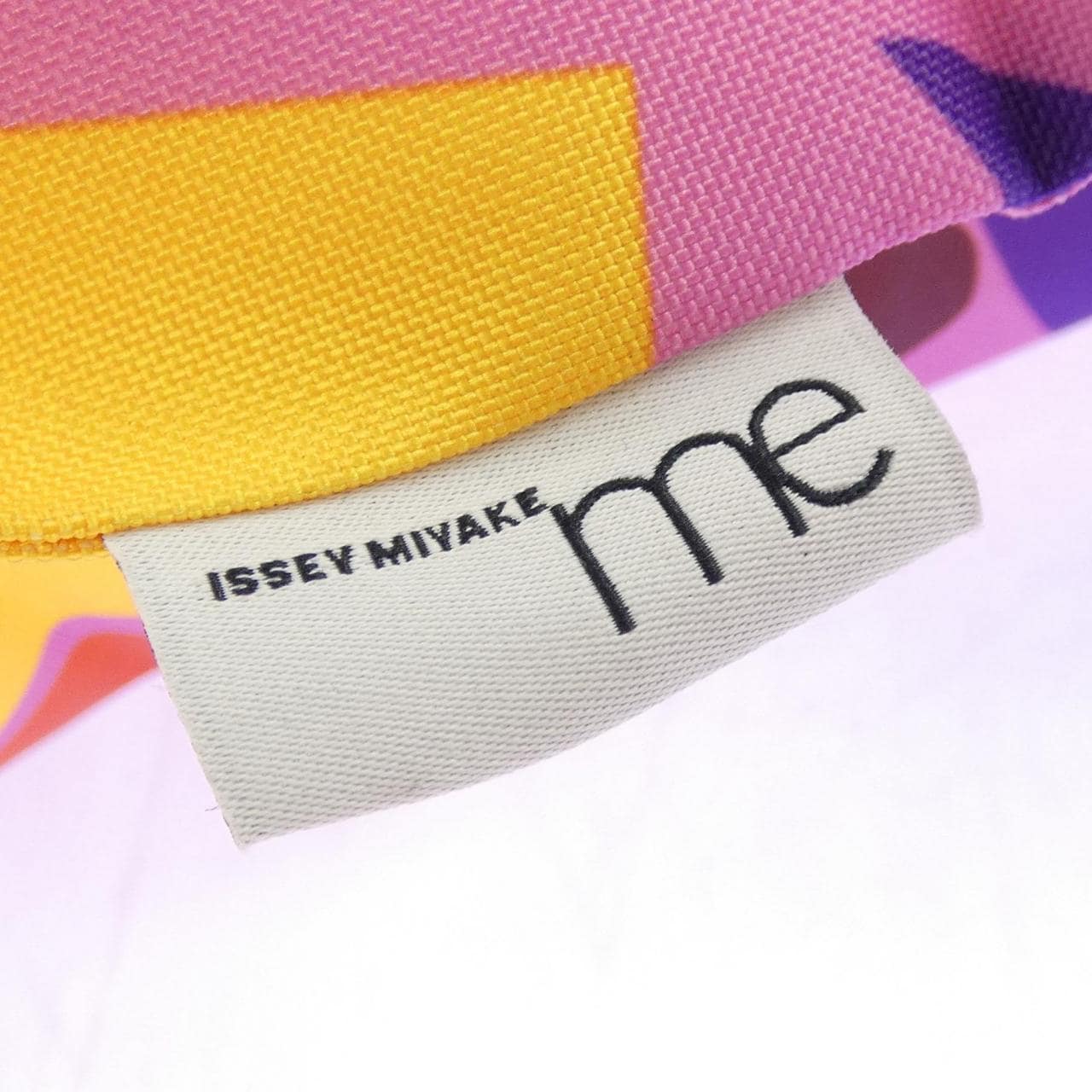 ミーイッセイミヤケ me ISSEY MIYAKE MI51AG471 BAG