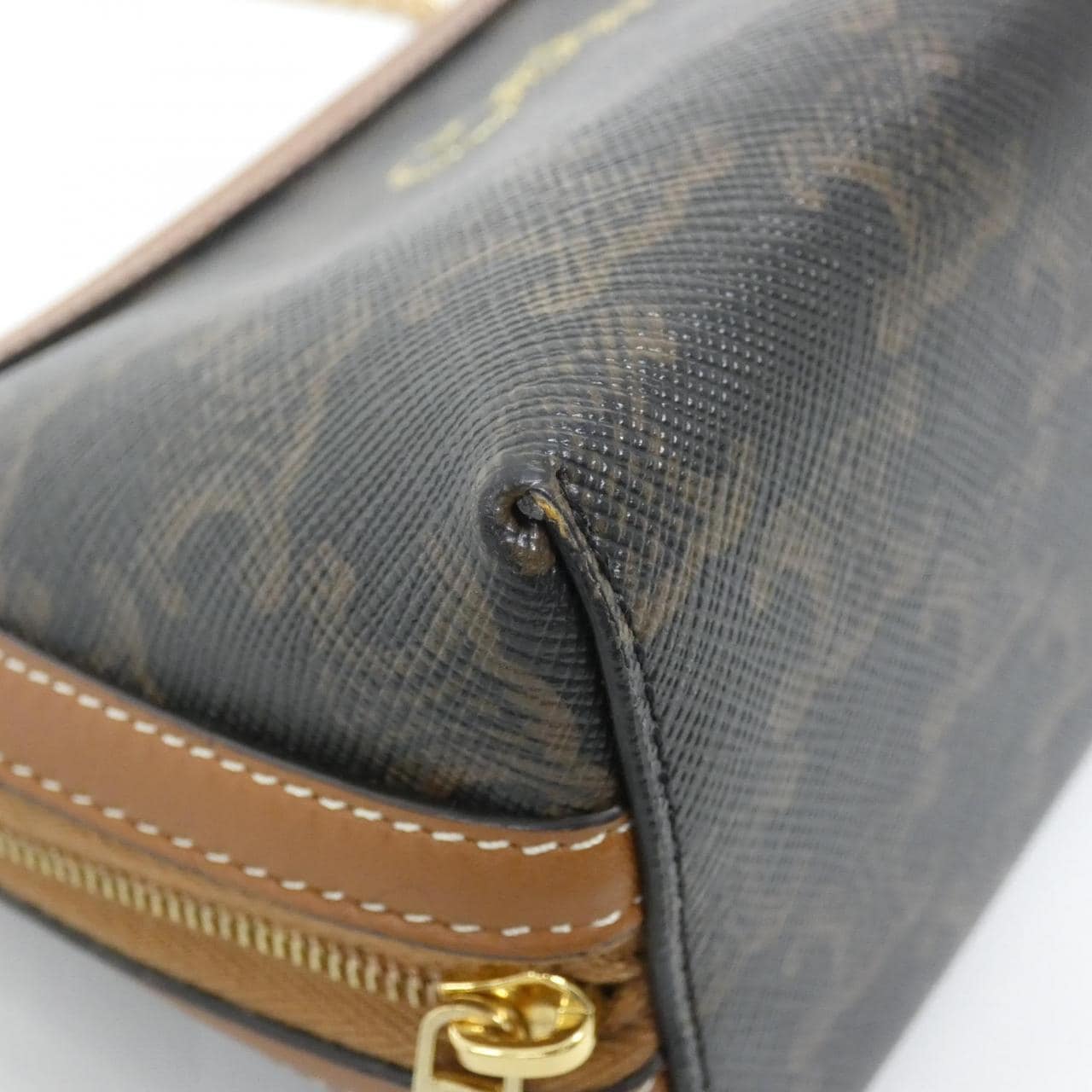 セリーヌ チェーン クラッチ 10E382CCH ショルダーバッグ