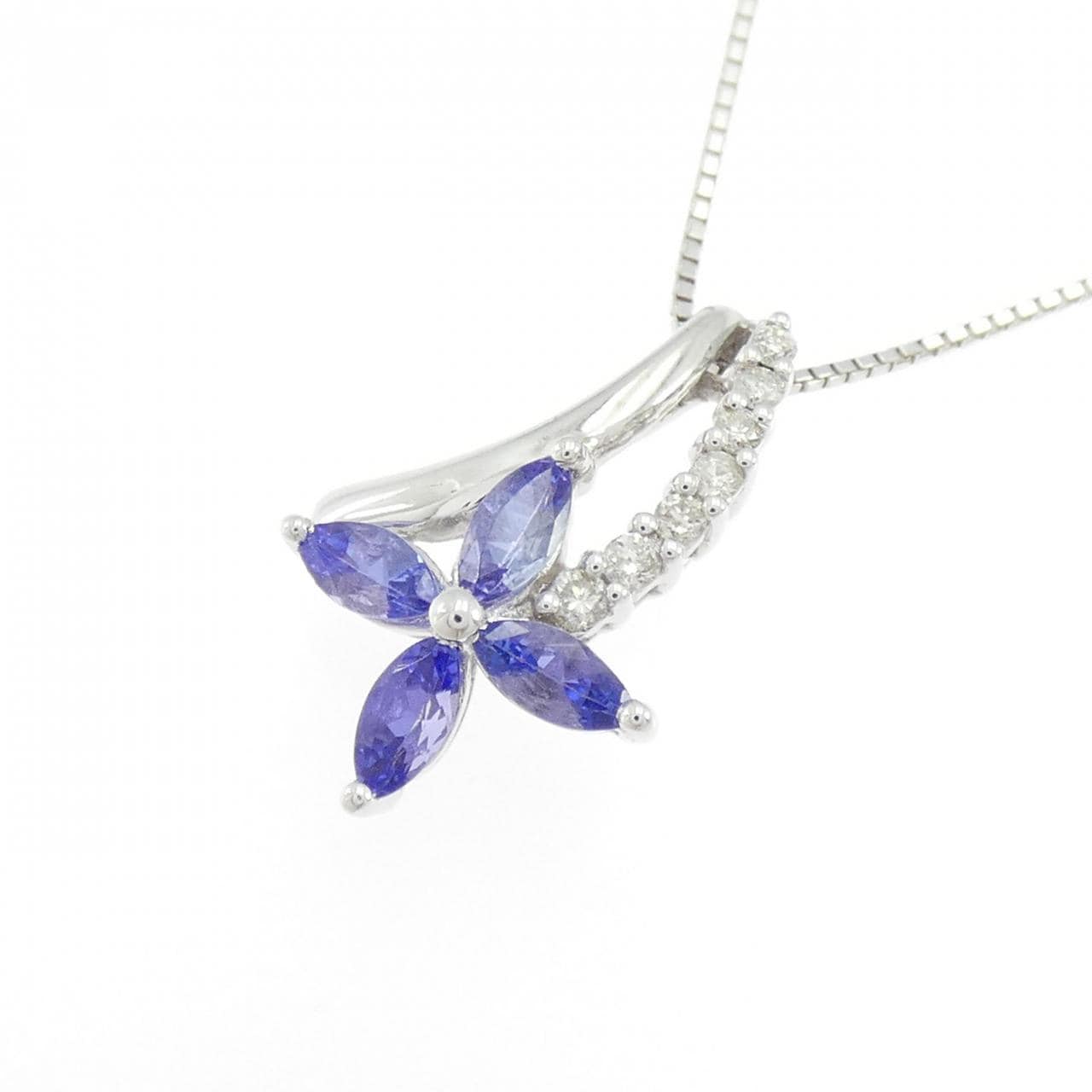 K18WG フラワー タンザナイト ネックレス 0.70CT