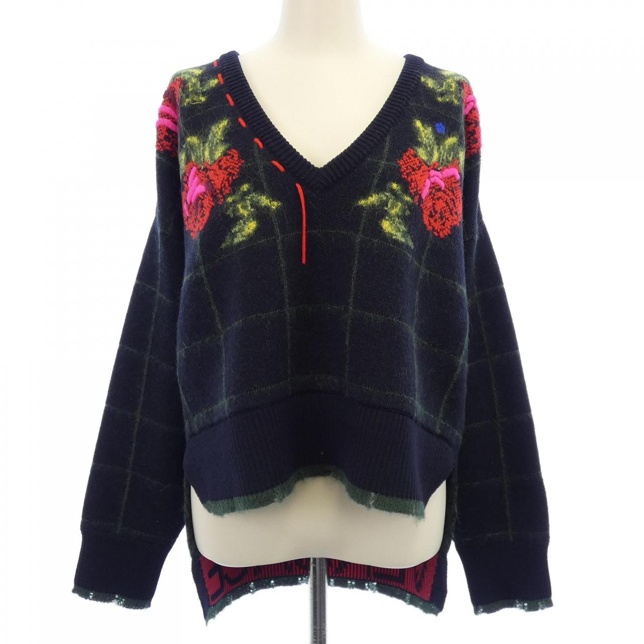 ヴェルサーチェ VERSACE A86876 ニット