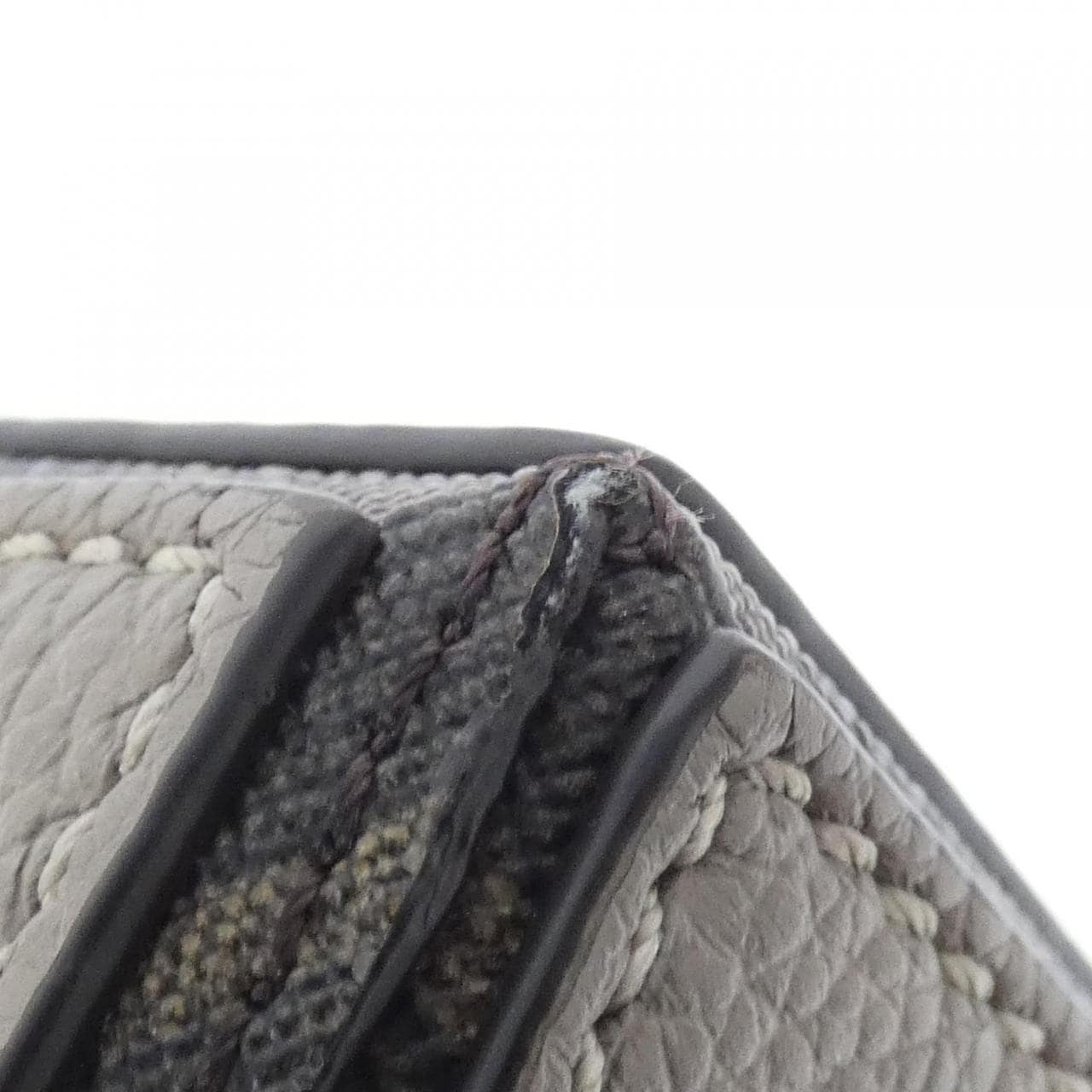 フェンディ バゲット ソフト トランク 7VA565 AQWH バッグ