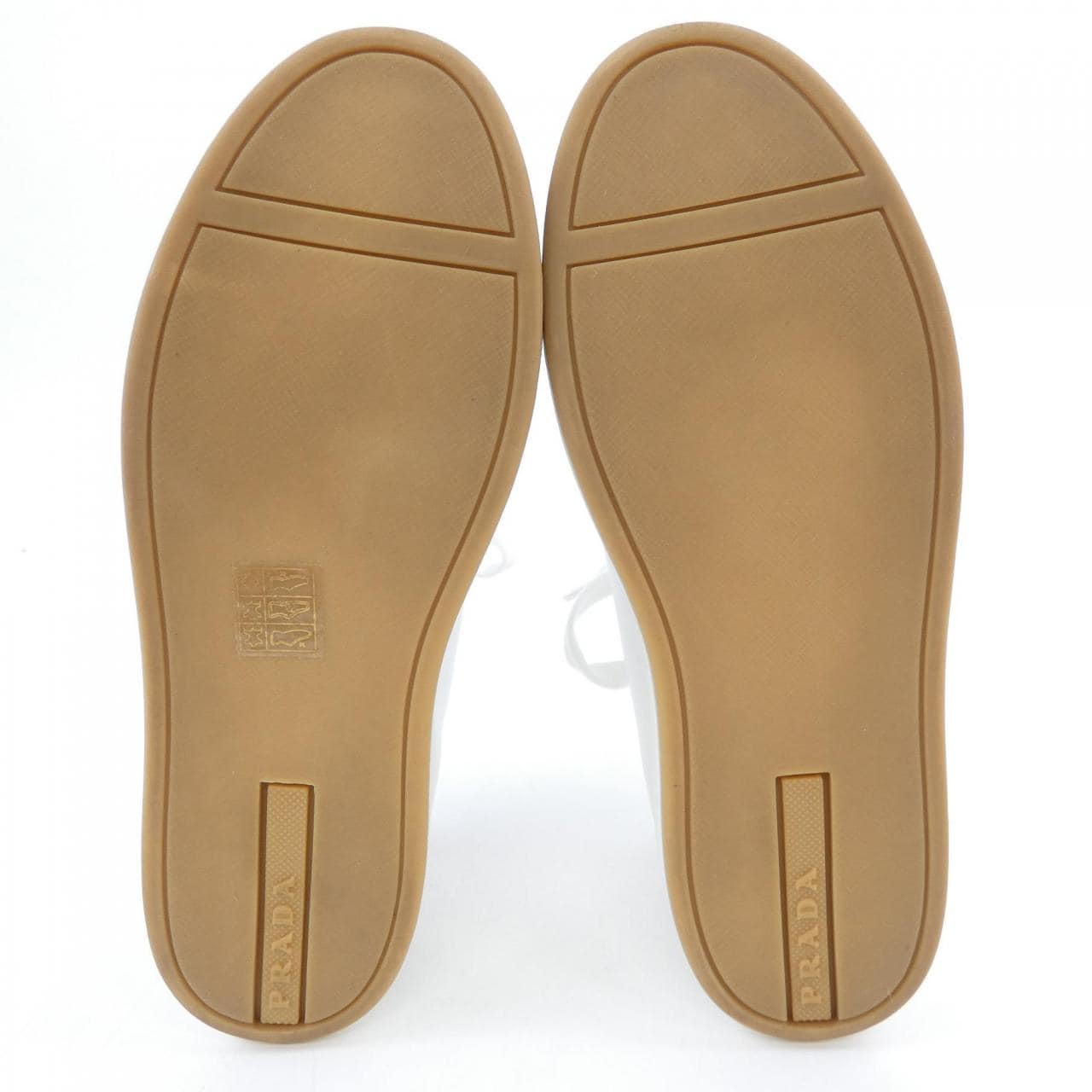 プラダ PRADA スニーカー