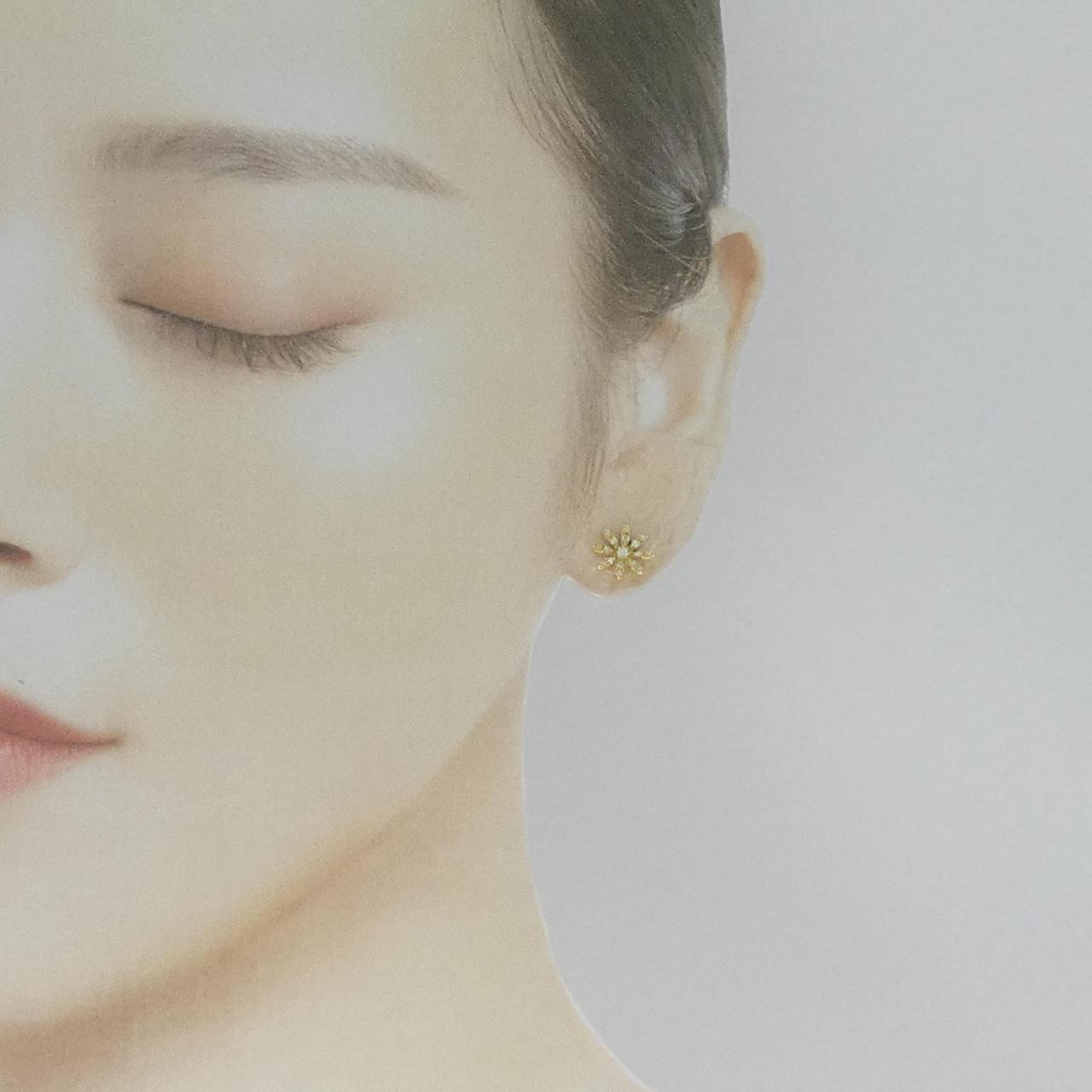 コメ兵｜アーカー フルブルームパヴェ ピアス 0.20CT｜AHKAH