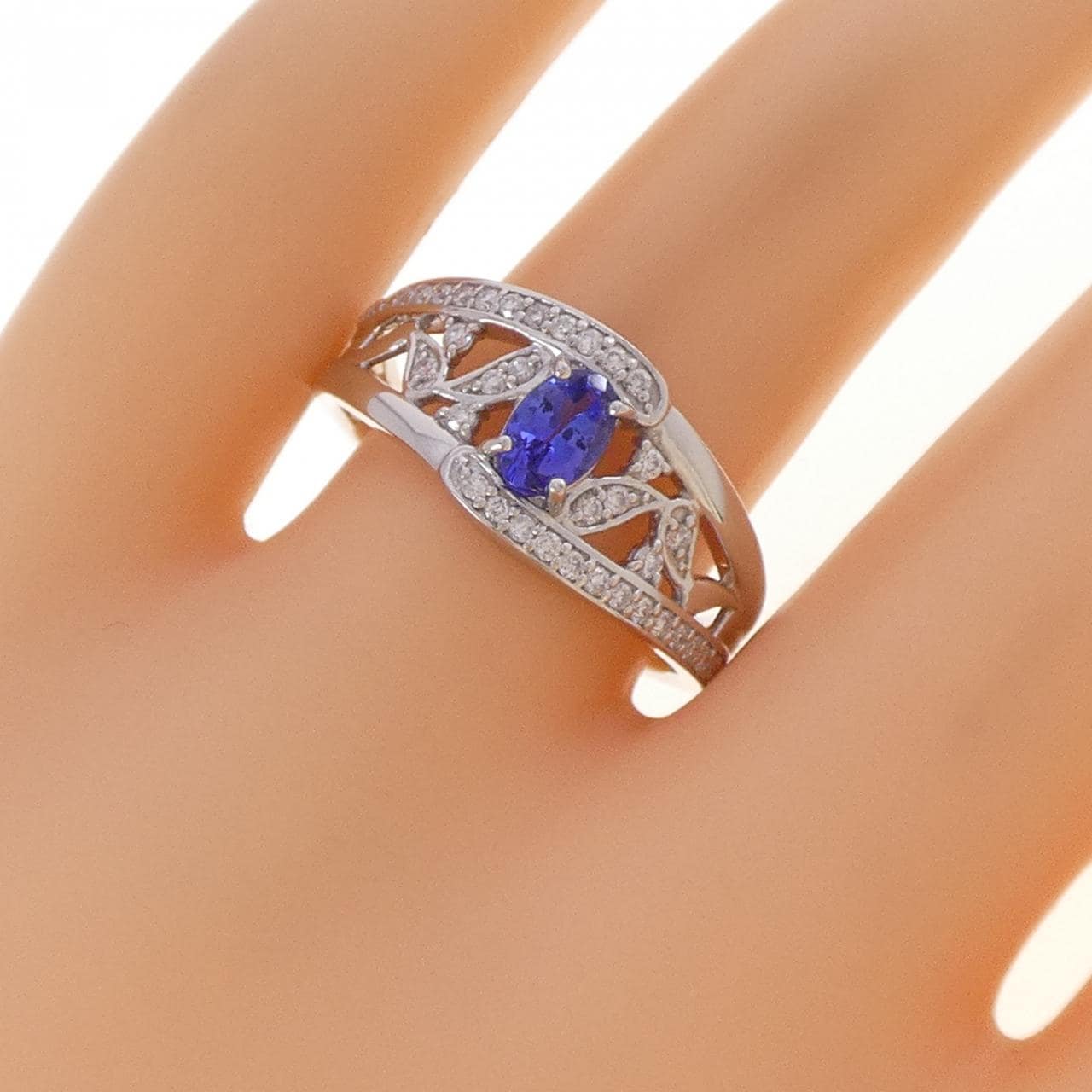 PT900 タンザナイト リング 0.38CT