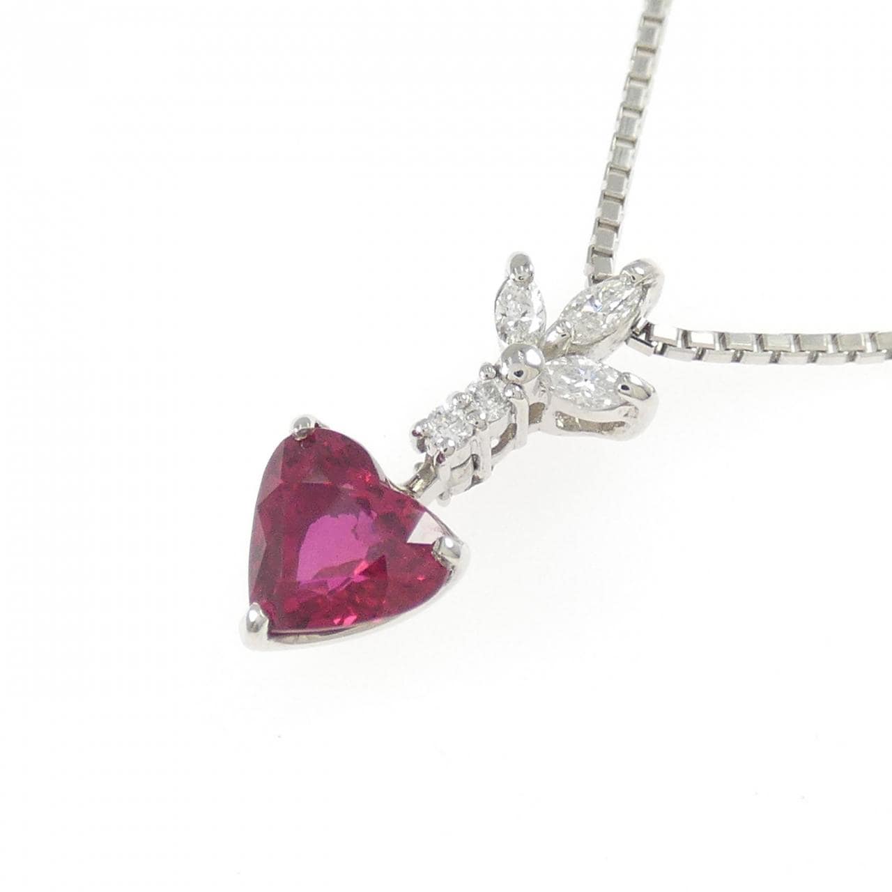 PT900/PT850 ハート ルビー ネックレス 1.225CT