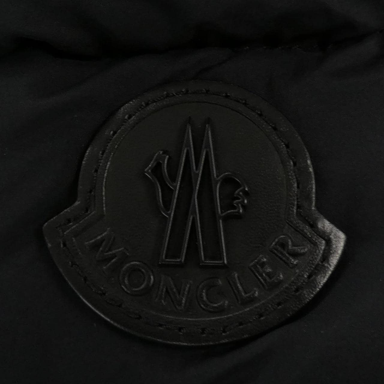 モンクレール MONCLER LAGGINHORN ダウンジャケット