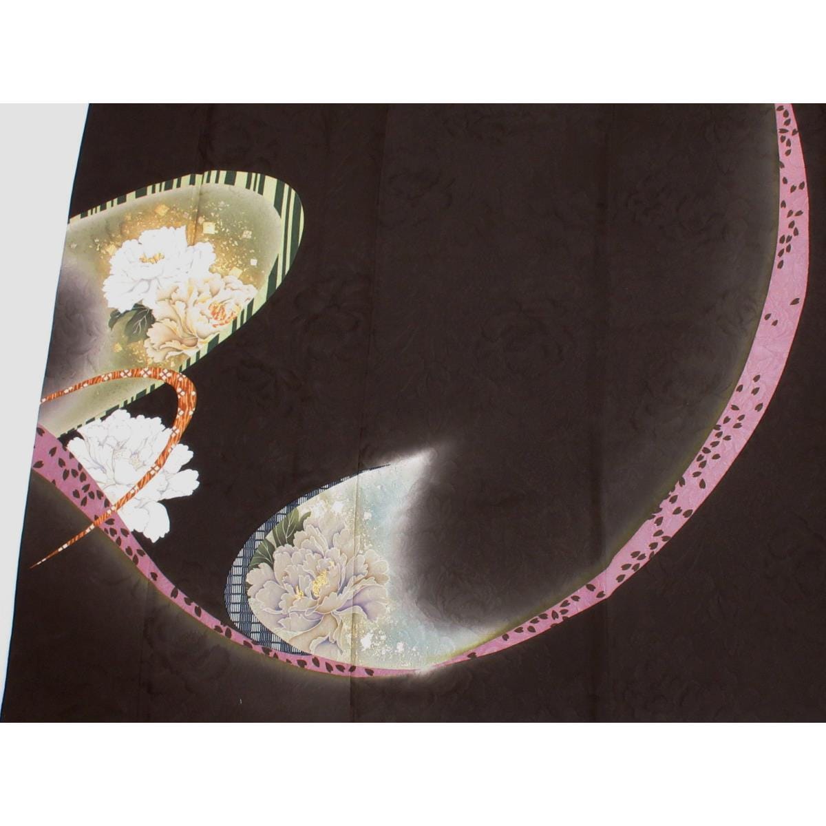 振袖　友禅金彩加工　刺繍入りボカシ染