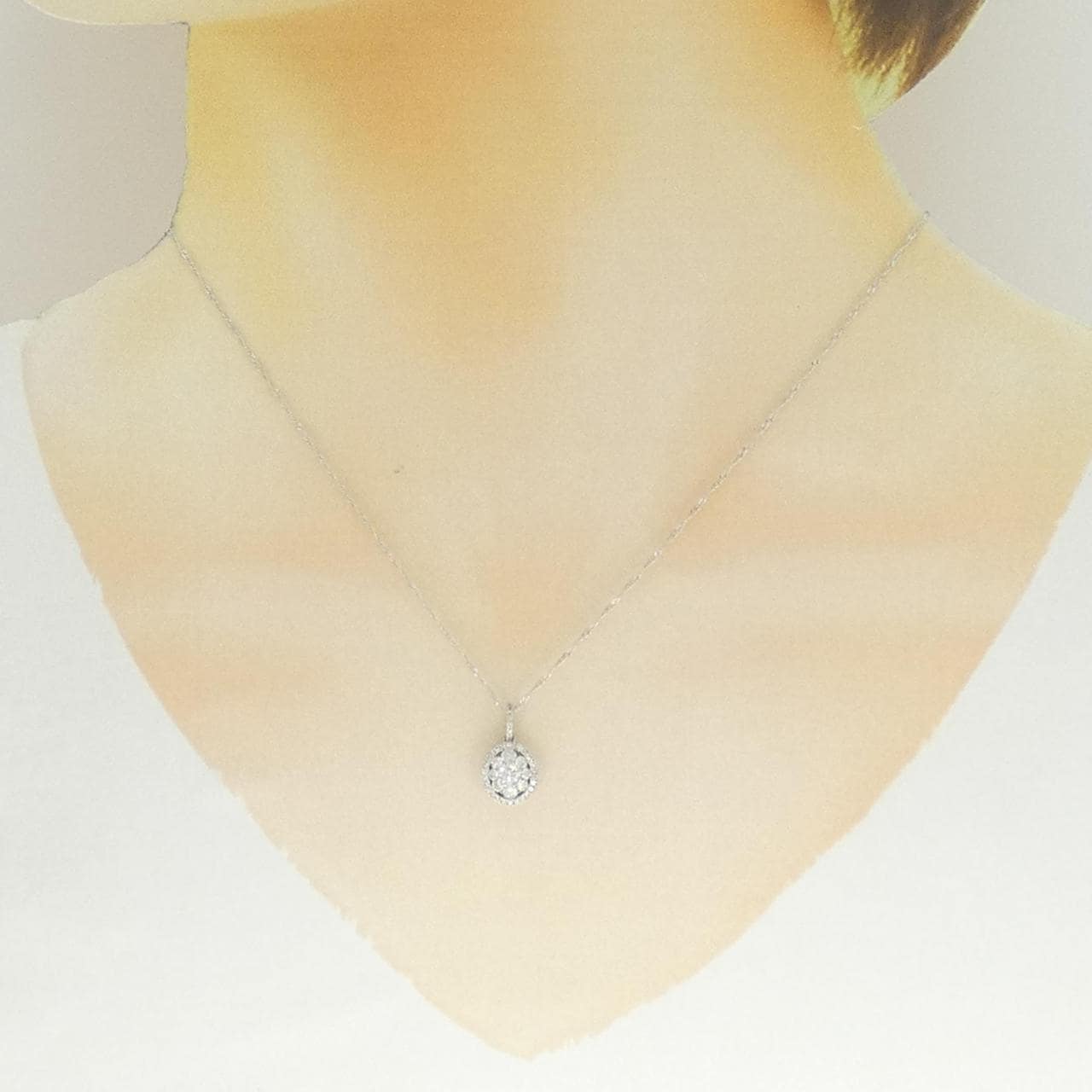 K18WG フラワー ダイヤモンド ネックレス 0.50CT