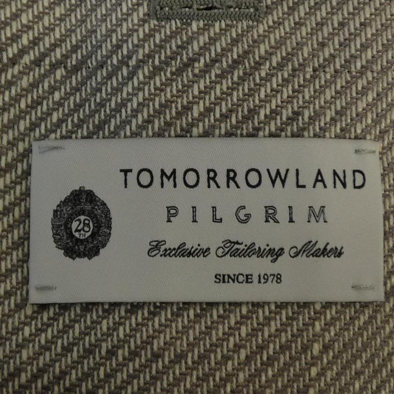 トゥモローランド TOMORROW LAND ジャケット