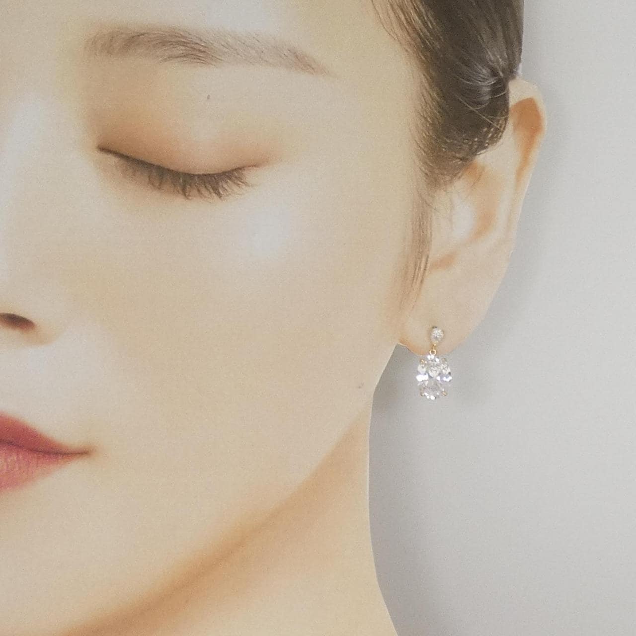 【新品】K18YG キュービック ピアス