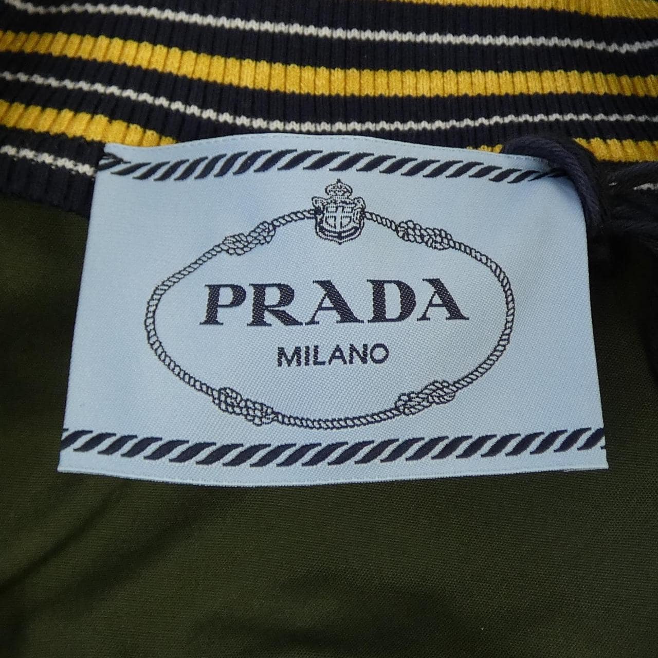 プラダ PRADA トライアングルロゴ ポプリン タートルネック ジャケット P8032 SOOO 19T0 ブルゾン