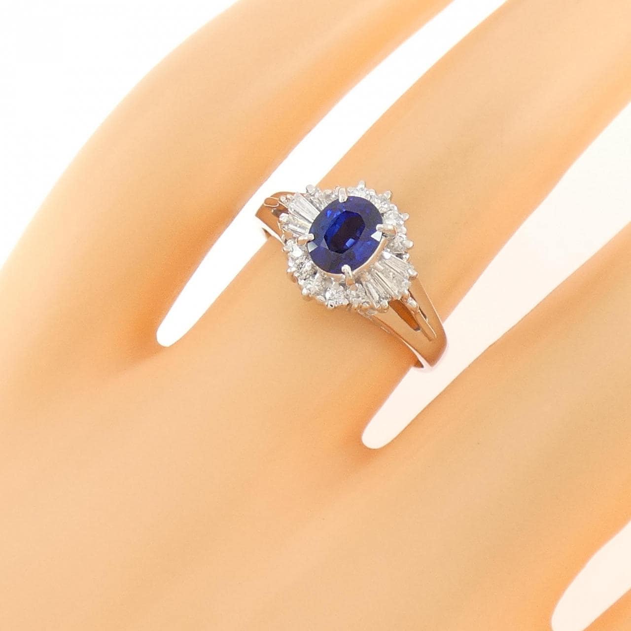 PT900 サファイヤ リング 0.84CT