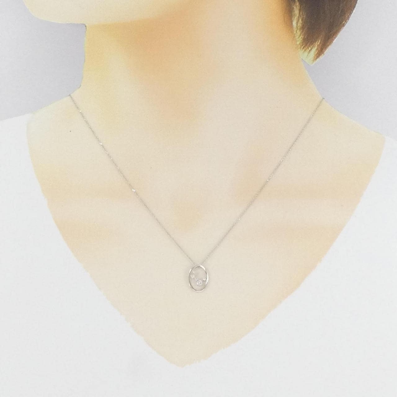 pt Diamond necklace